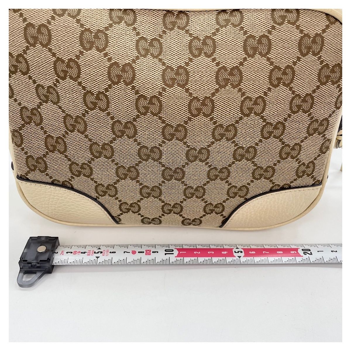 Gucci Shoulder Bag Beige — view 4