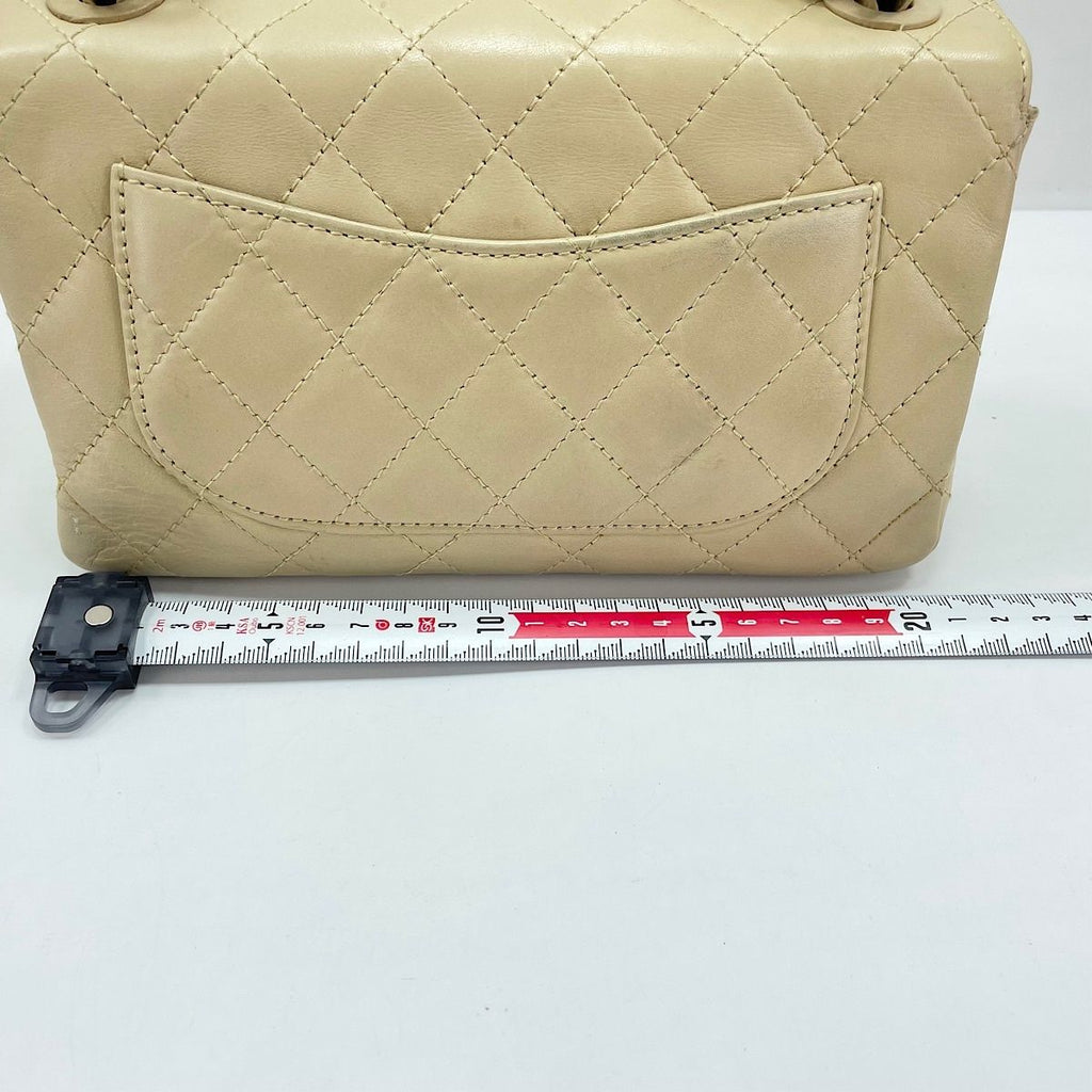 Chanel Shoulder Bag Quilted — view 4