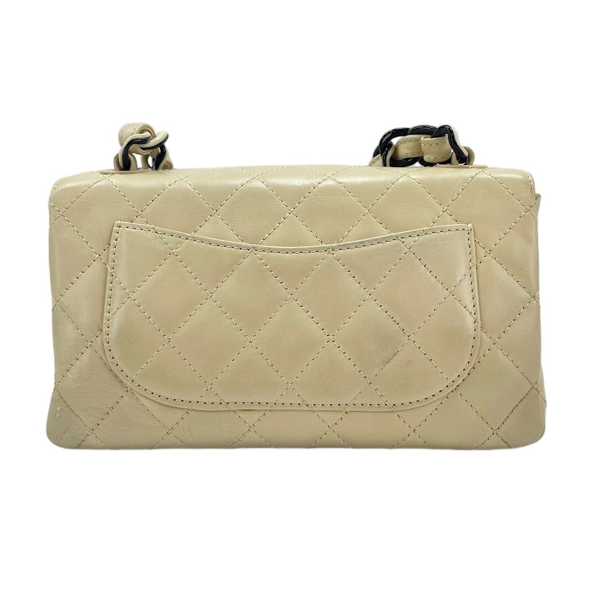 Chanel Shoulder Bag Quilted — view 3