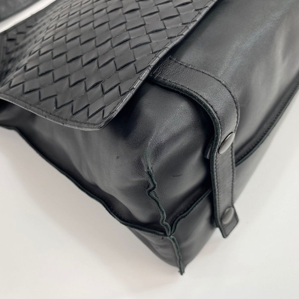 Bottega Veneta Shoulder Bag Intrecciato — view 9