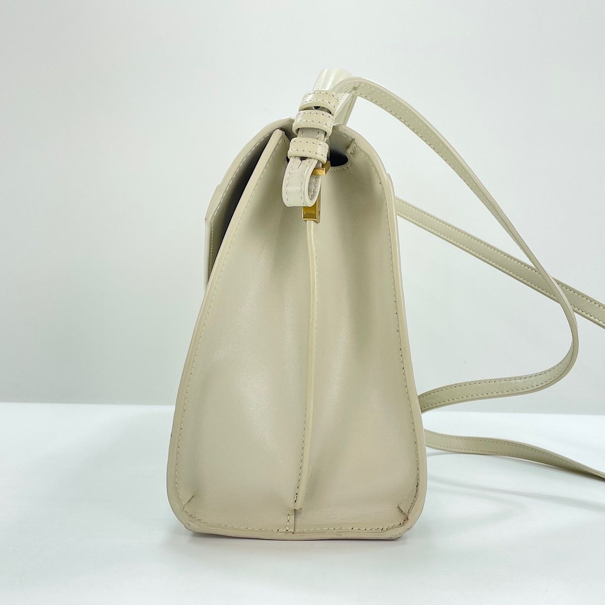 Saint Laurent Handbag Cassandra 2-Way — view 5