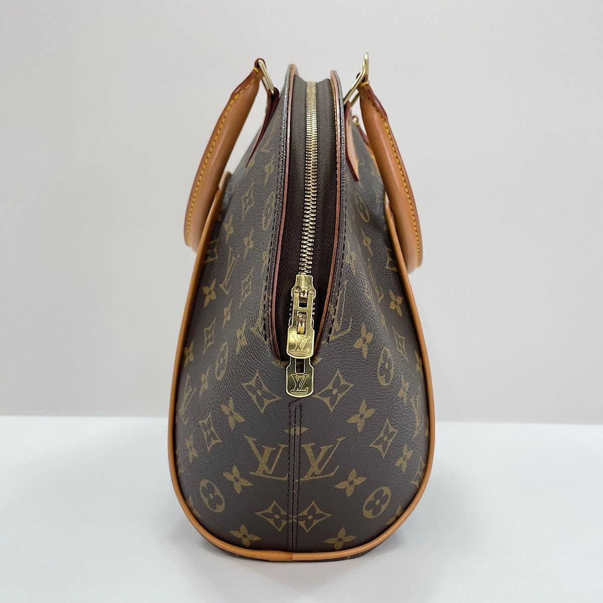 Louis Vuitton Handbag Ellipse MM — view 5
