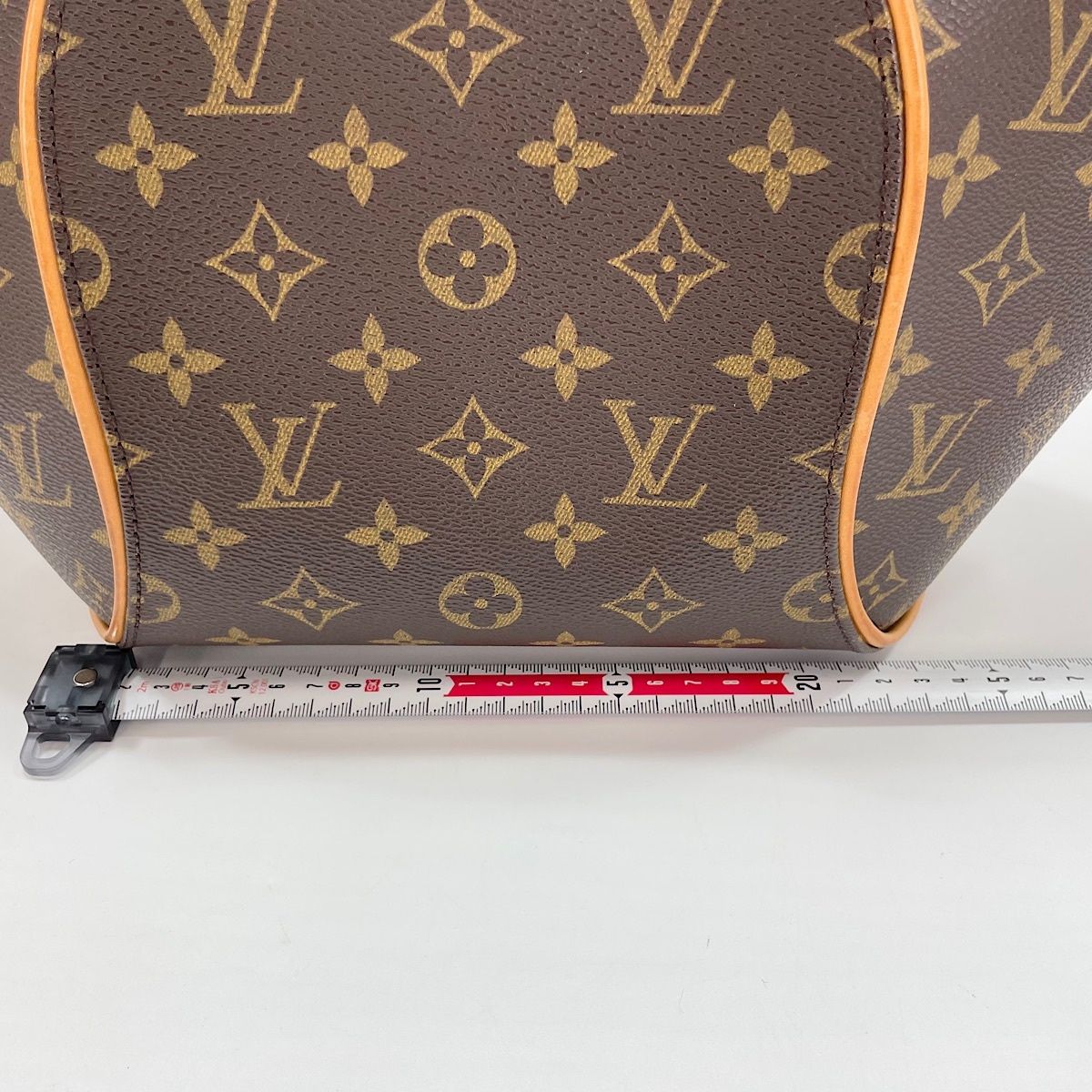Louis Vuitton Handbag Ellipse MM — view 4