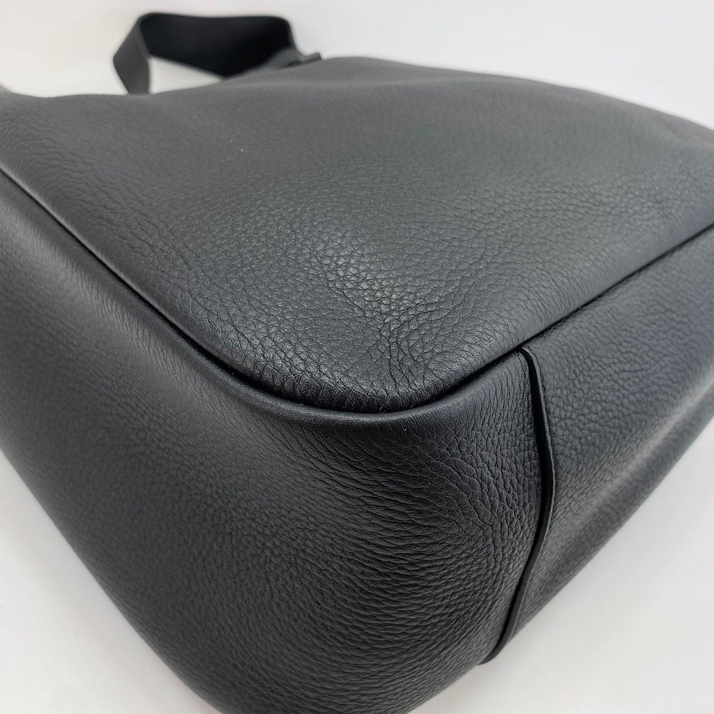 Saint Laurent Shoulder Bag le Cassette — view 9
