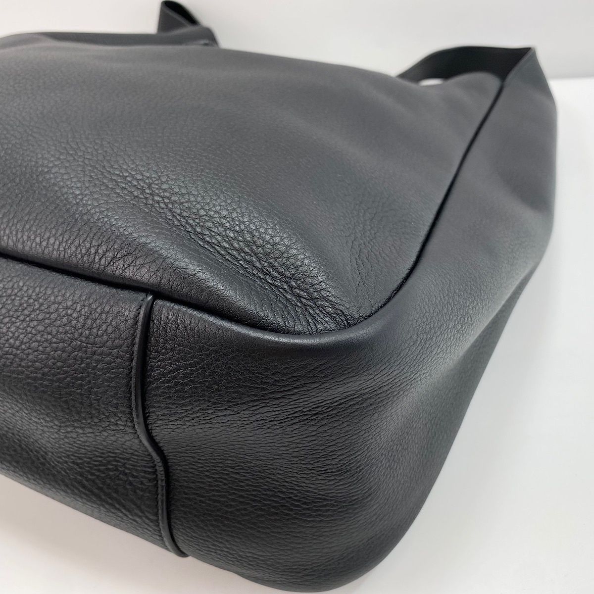 Saint Laurent Shoulder Bag le Cassette — view 8