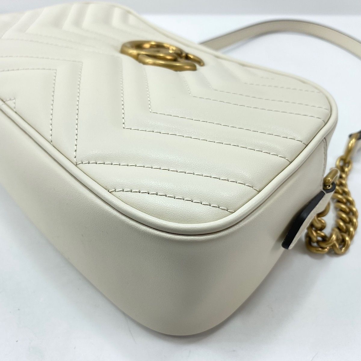 Gucci Shoulder Bag GG Marmont — view 9