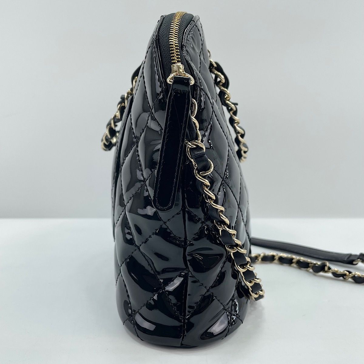 Chanel Handbag Black — view 6