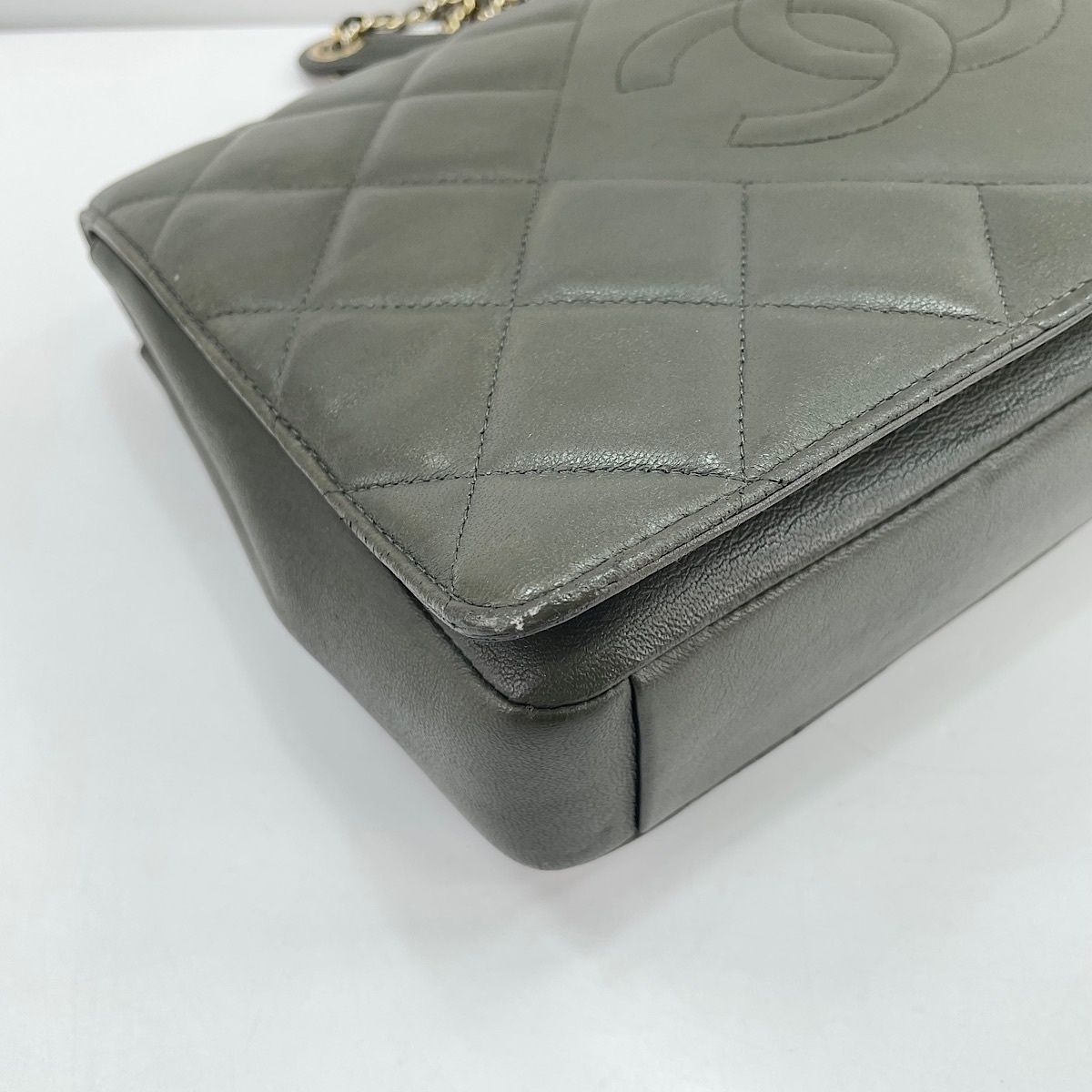 Chanel Shoulder Bag Khaki — view 8