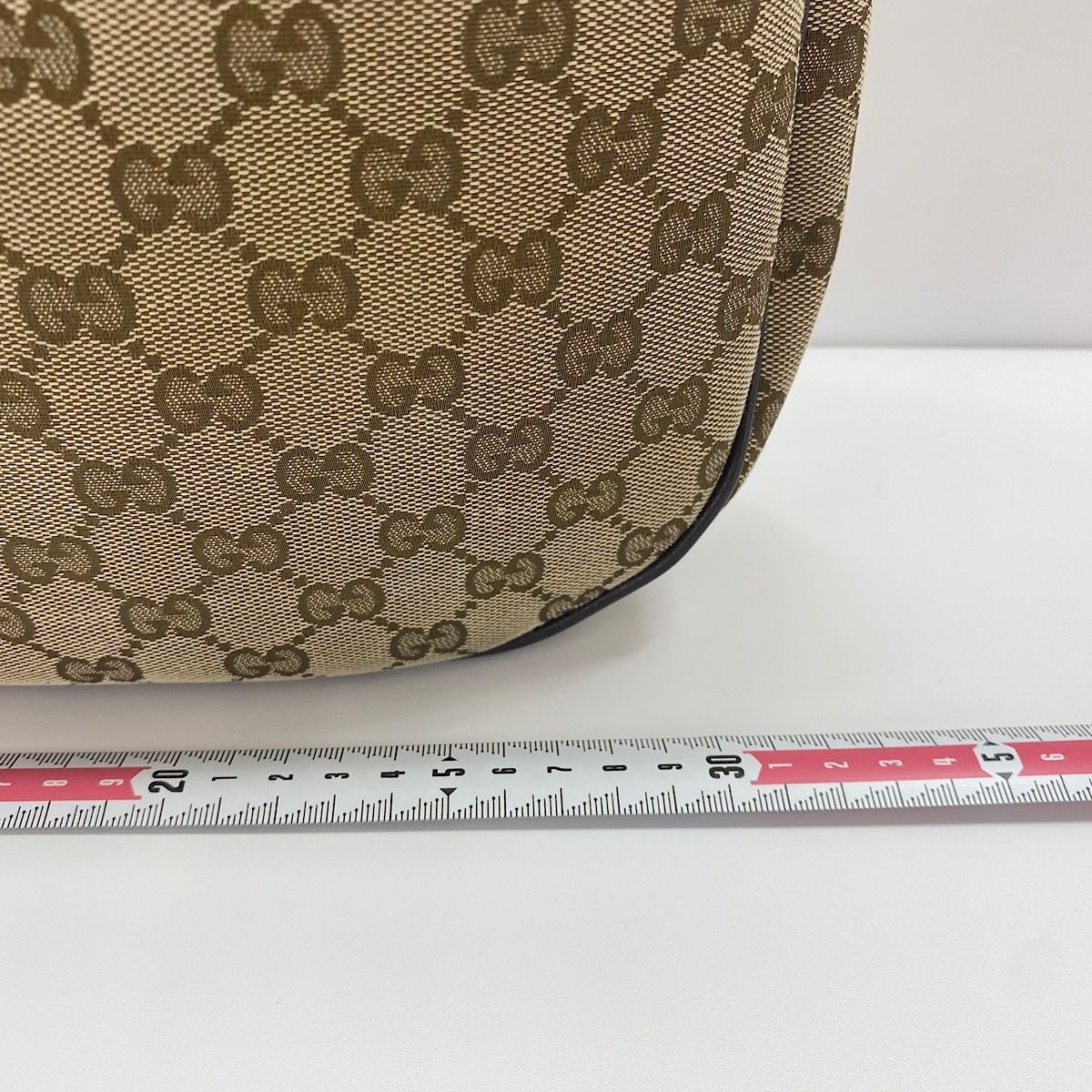 Gucci Shoulder Bag Beige — view 4