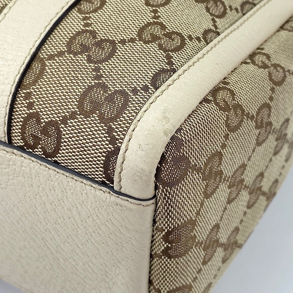 Gucci Shoulder Bag Abbey Mini — view 8