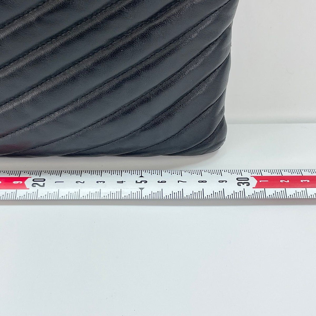 Saint Laurent Clutch Stitch Cassandra — view 4