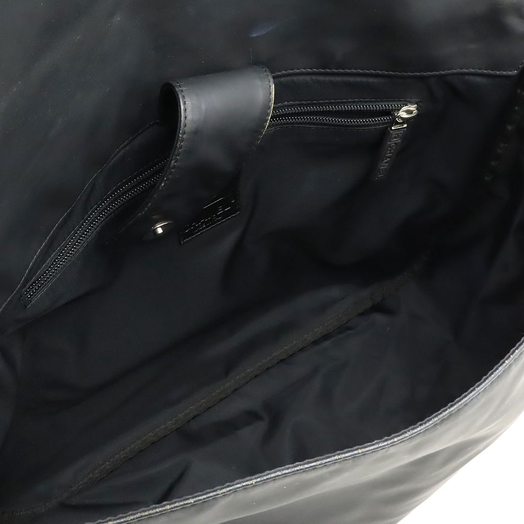 Chanel Sports Line CC Logo Messenger Bag Crossbody Rubber Coating Black — view 8