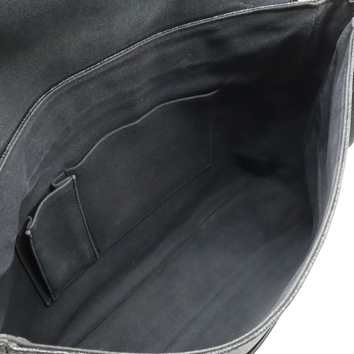 Louis Vuitton Damier Graphite Daniel GM Messenger — view 6