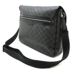 Louis Vuitton Damier Graphite Daniel GM Messenger — view 2