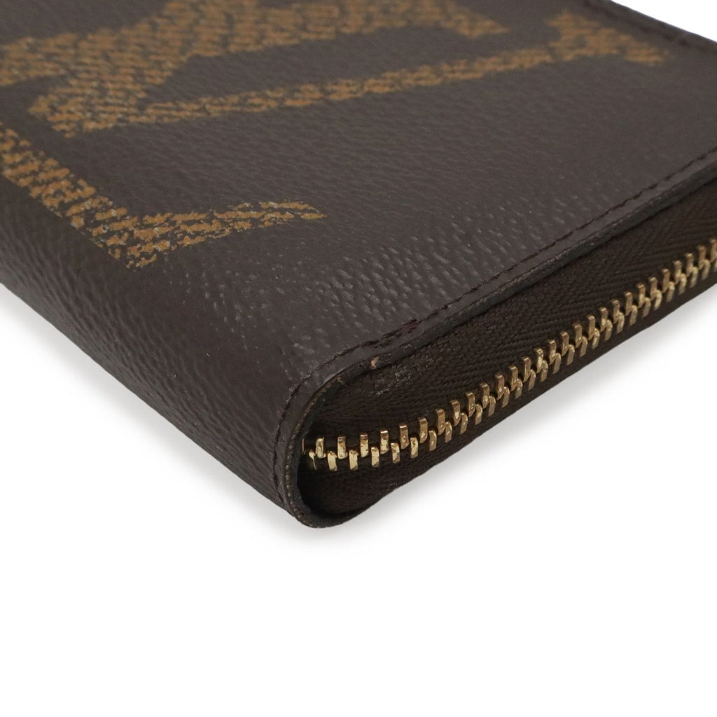 Louis Vuitton Monogram Giant Zippy Coin Purse Zip Around Case — view 3