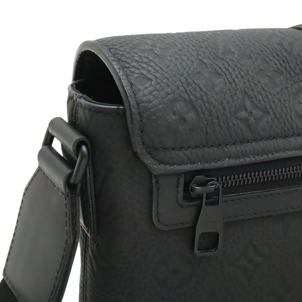 Louis Vuitton Monogram Taurillon S Cape Messenger Shoulder Bag Crossbody Noir — view 4