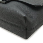 Louis Vuitton Monogram Taurillon S Cape Messenger Shoulder Bag Crossbody Noir — view 3