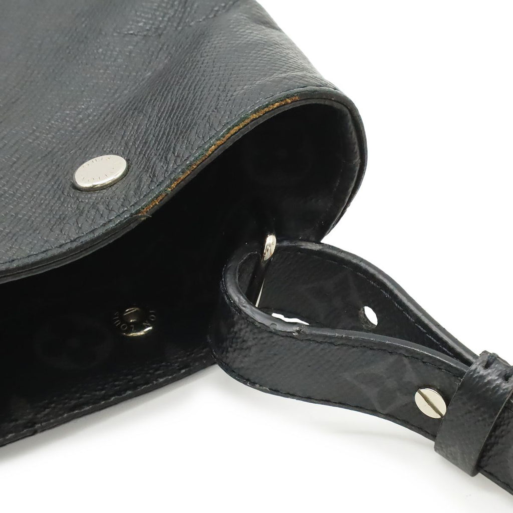Louis Vuitton Taigarama Monogram Eclipse City Tote Large Long 2-Way Shoulder — view 9