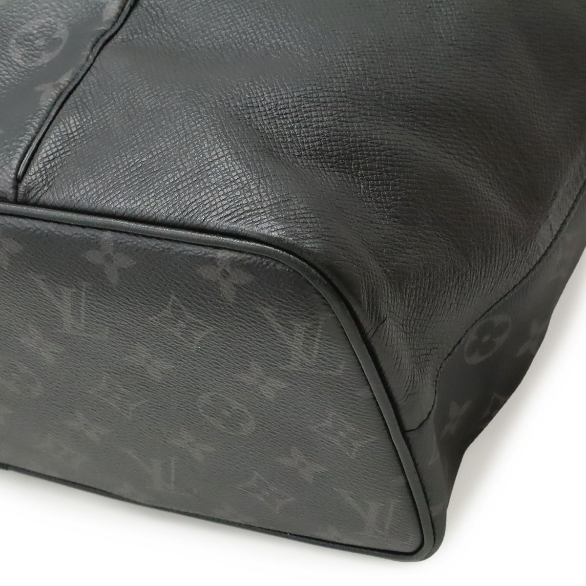 Louis Vuitton Taigarama Monogram Eclipse City Tote Large Long 2-Way Shoulder — view 3