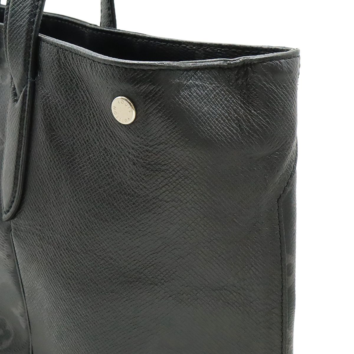 Louis Vuitton Taigarama Monogram Eclipse City Tote Large Long 2-Way Shoulder — view 6