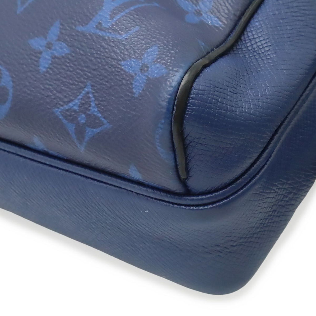 Louis Vuitton Taigarama Outdoor Messenger PM Shoulder Bag Crossbody Cobalt Blue — view 3