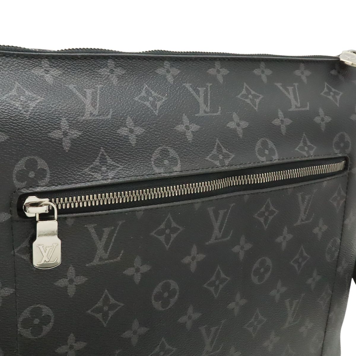 Louis Vuitton Monogram Eclipse Apollo Messenger Mm Shoulder Bag Fragment — view 8
