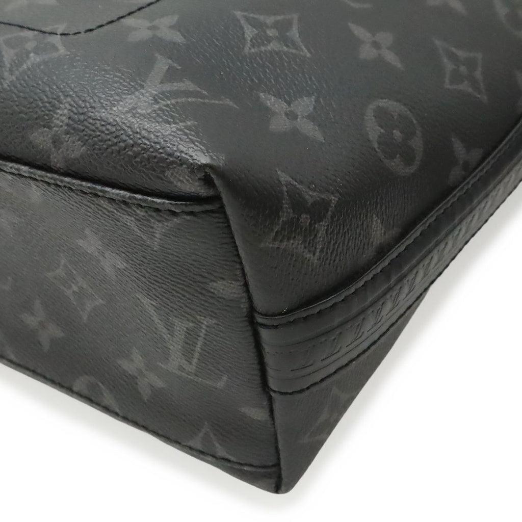 Louis Vuitton Monogram Eclipse Apollo Messenger Mm Shoulder Bag Fragment — view 3