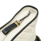 Chanel Gabriel de Large Hobo Chain Shoulder Bag Calfskin Bicolor White Black — view 6