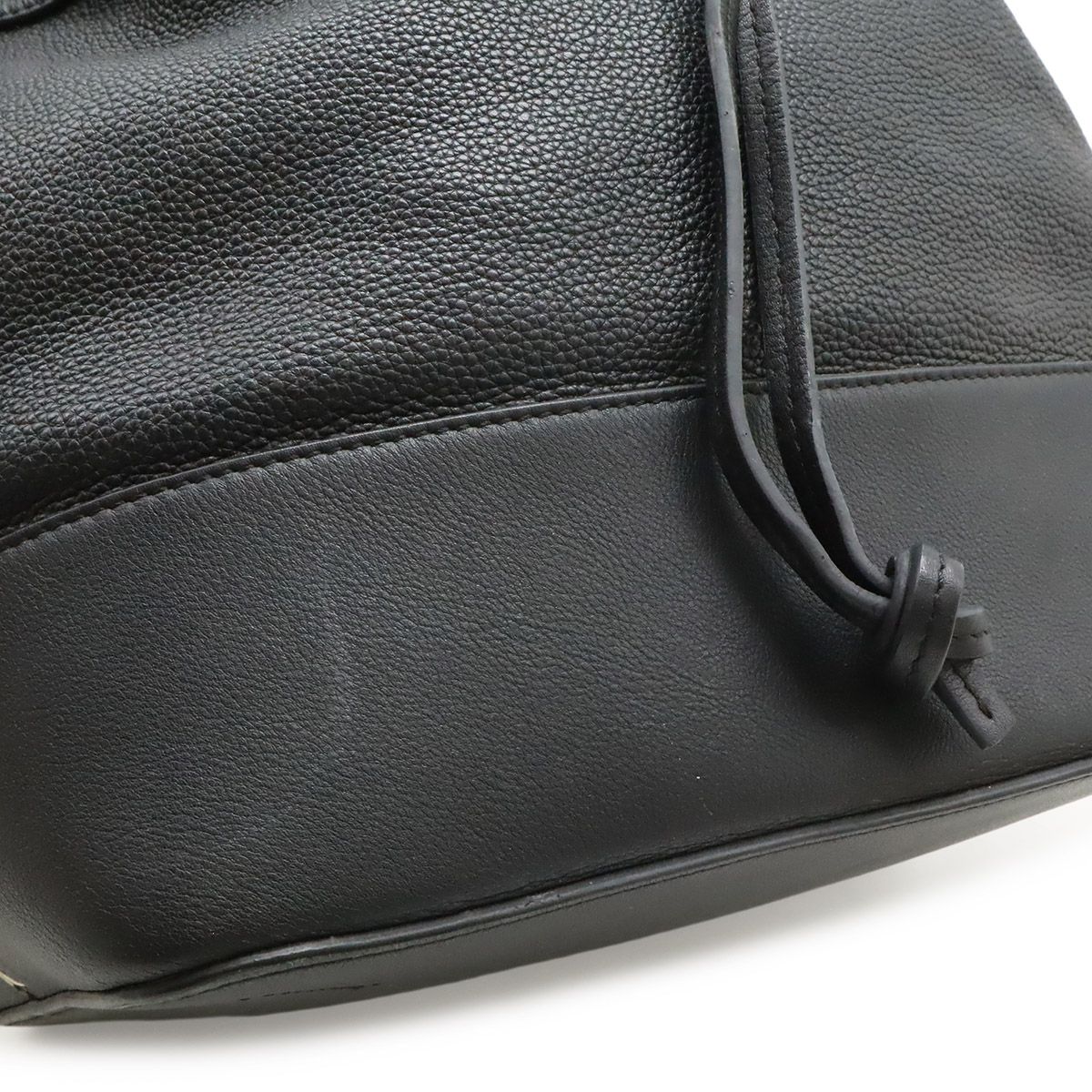 Loewe Midnight Bucket Shoulder Bag 2-Way Drawstring Leather Black Gold — view 9
