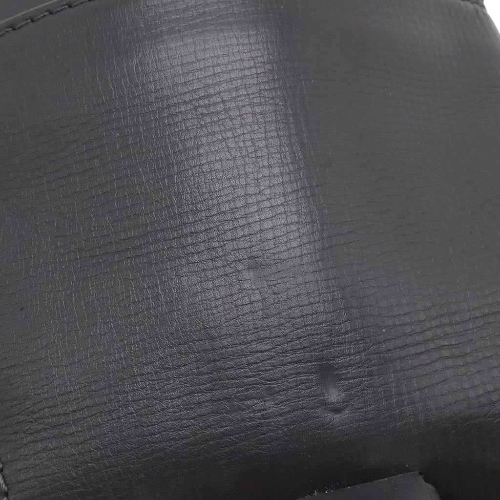 Louis Vuitton Utah Yuma Shoulder Bag Pochette Crossbody Leather Basalt Dark Gray — view 9
