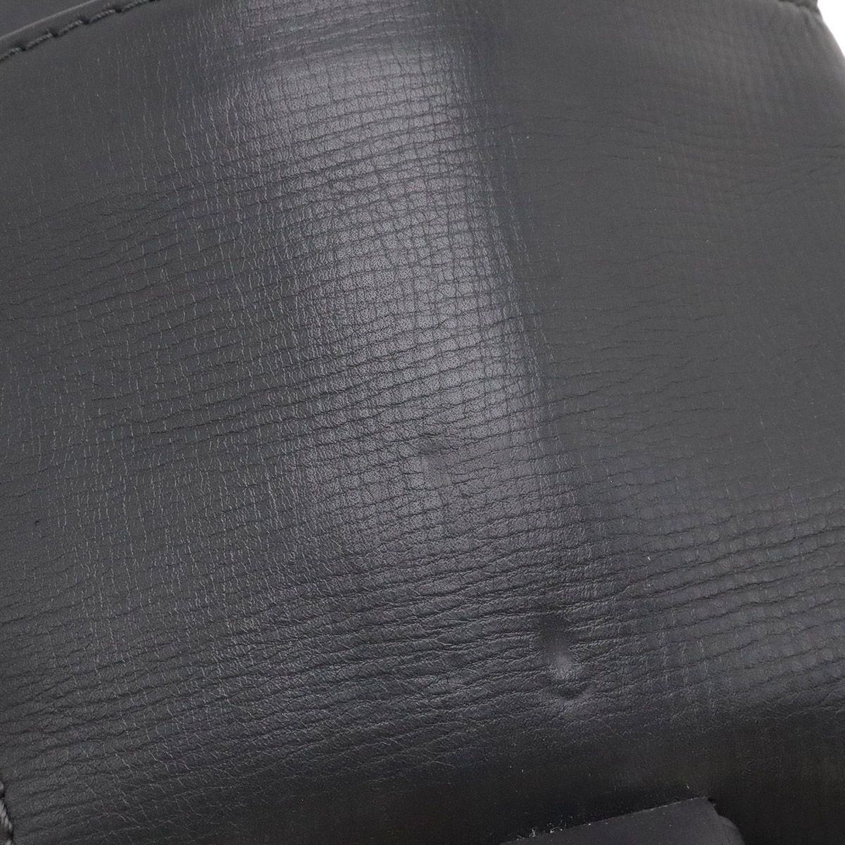 Louis Vuitton Utah Yuma Shoulder Bag Pochette Crossbody Leather Basalt Dark Gray — view 9