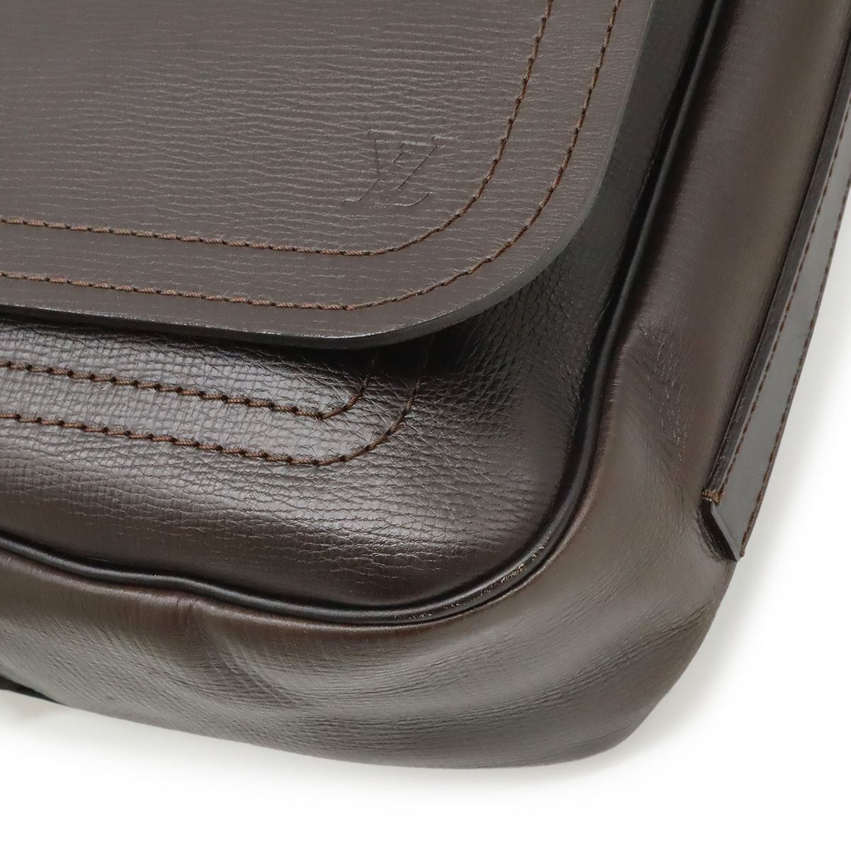 Louis Vuitton Utah Line Messenger Shoulder Bag Leather Cafe Brown — view 3
