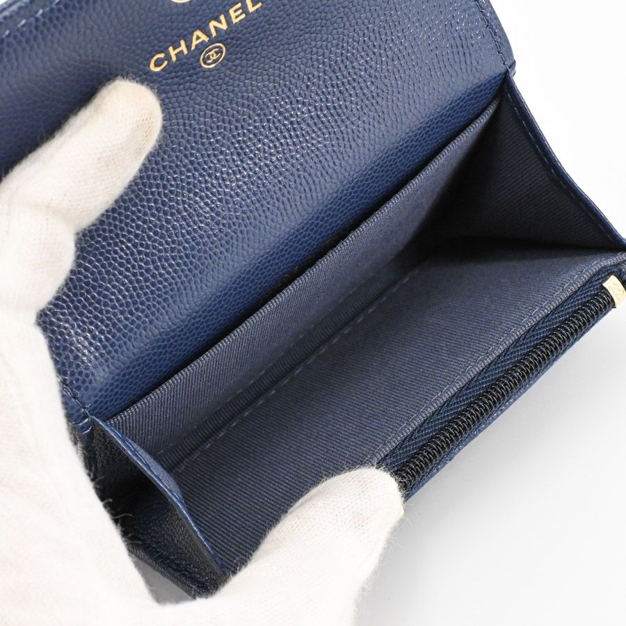 Chanel Card Case Flap — view 4