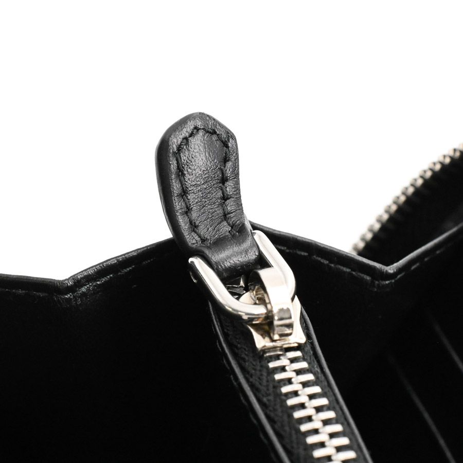 Prada Wallet Zip Around — view 6