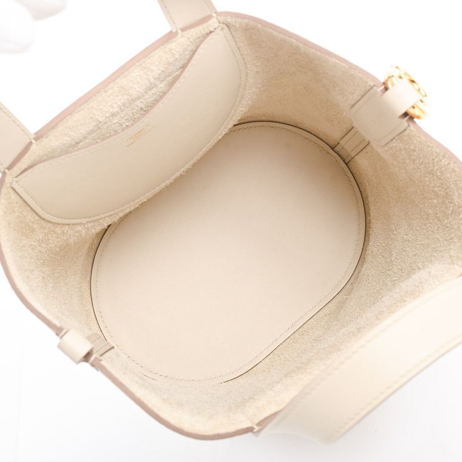 Hermes Handbag in the Loop 18 — view 4