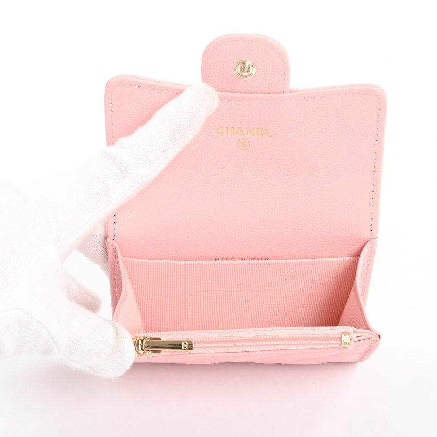 Chanel Card Case Classic Flap — view 4