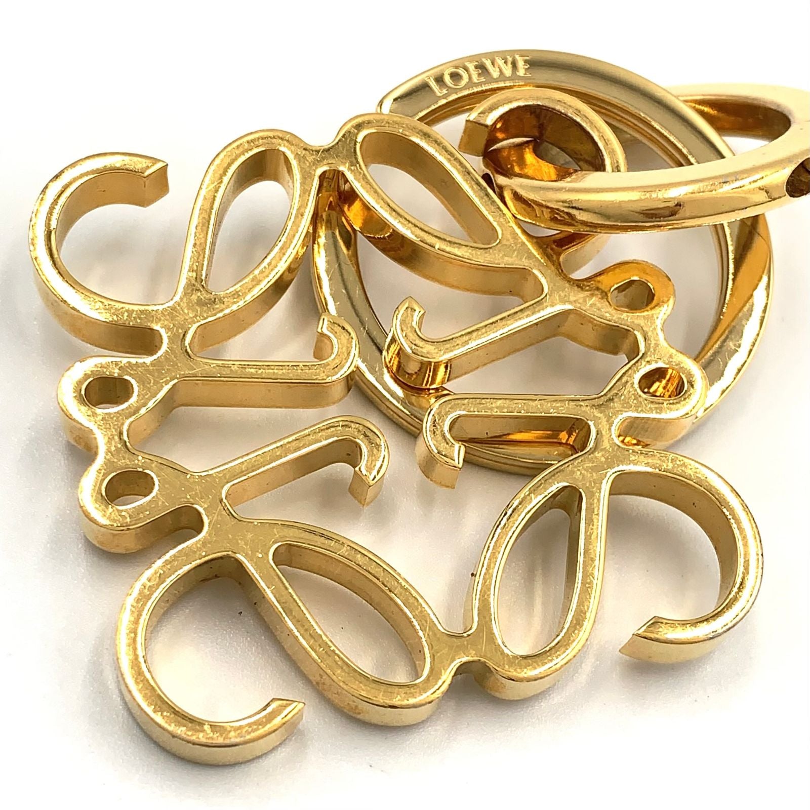 Loewe Anagram Metal Gold — view 8