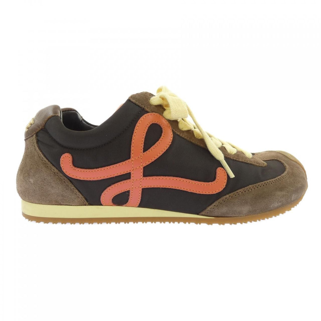 Loewe Sneakers Brown