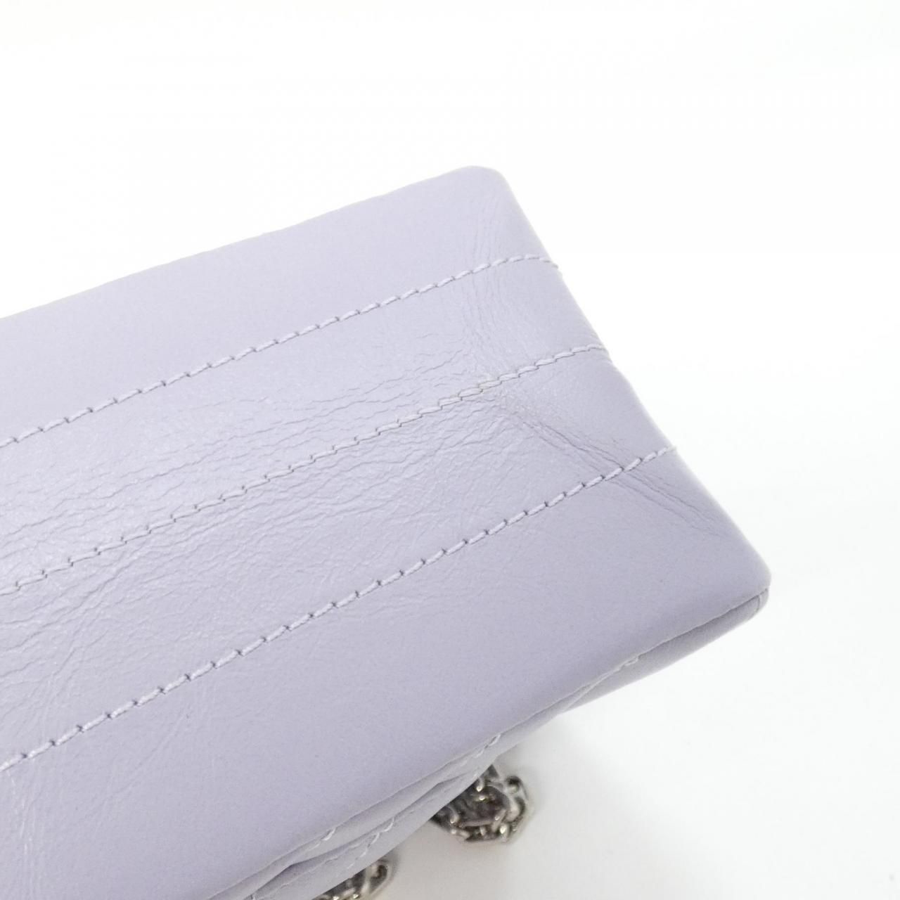 Chanel Shoulder Bag Purple — view 3