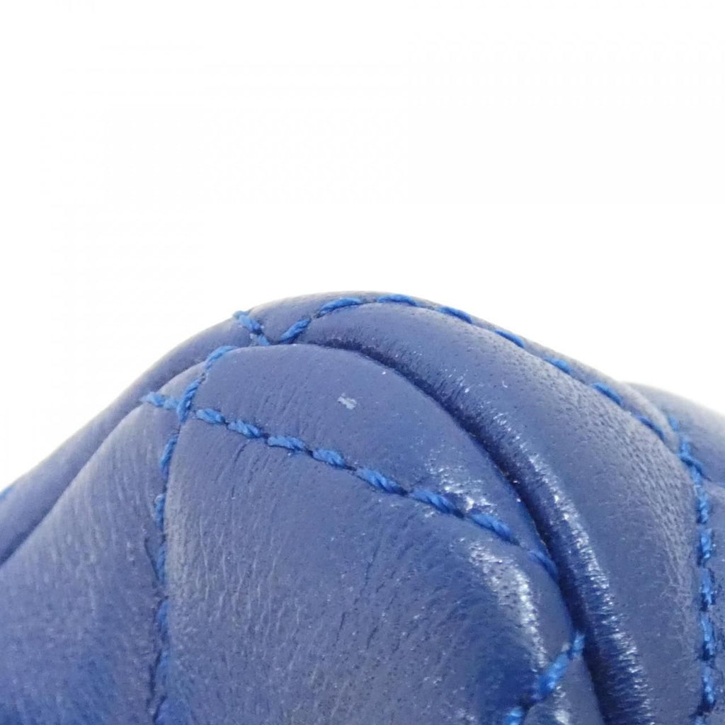 Chanel Shoulder Bag Blue — view 3