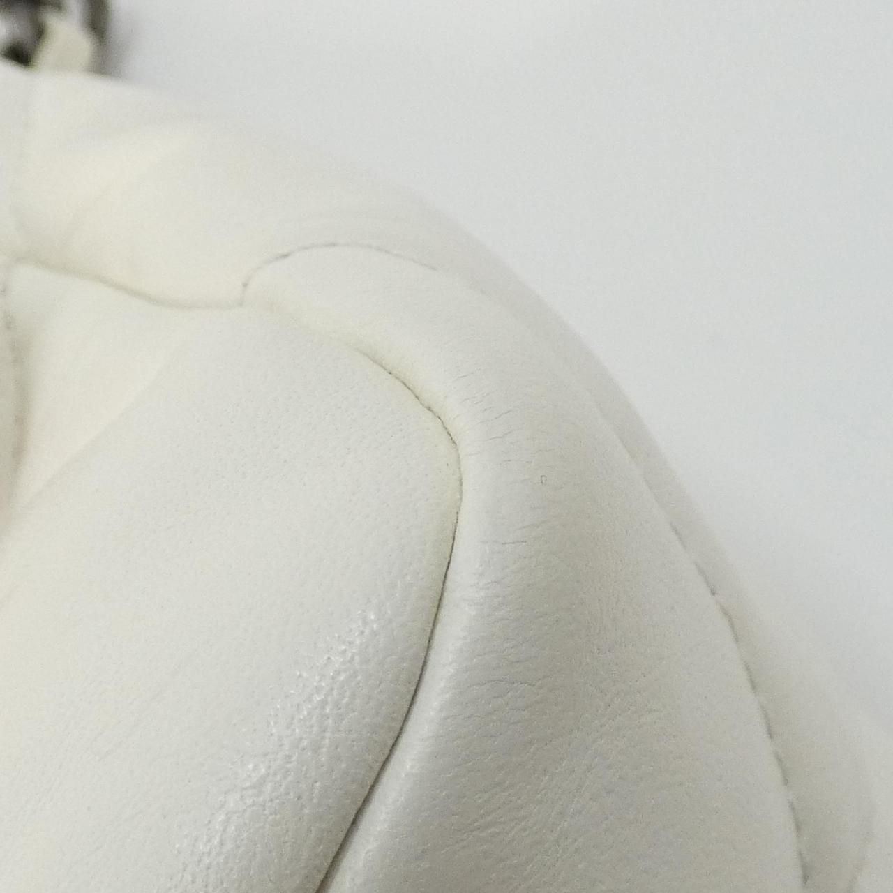 Chanel 19 Line Shoulder — view 3