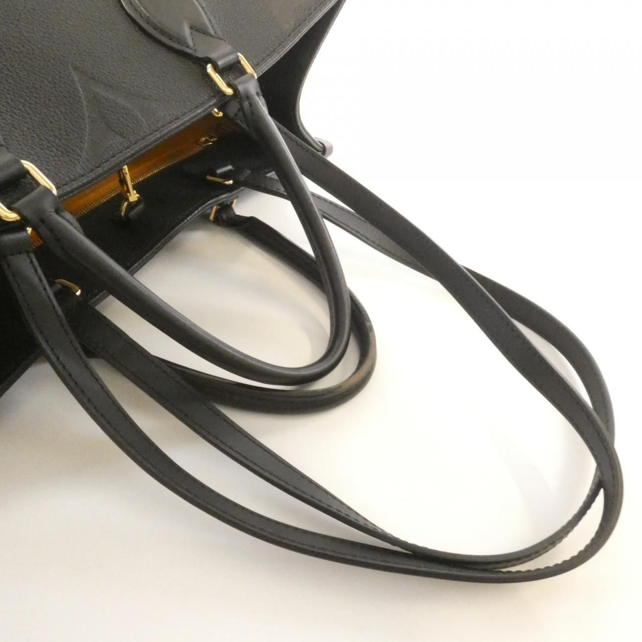 Louis Vuitton Monogram Empreinte On The Go MM — view 4