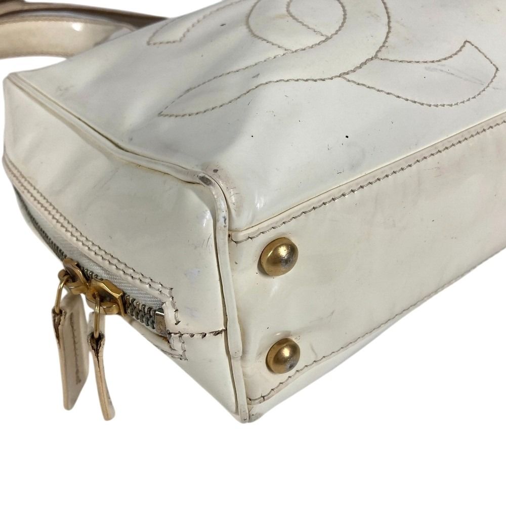 Chanel Shoulder Bag Logo Triple Coco CC Enamel White — view 4