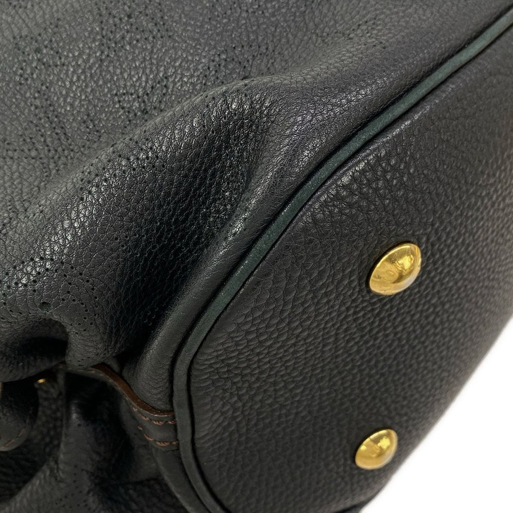 Louis Vuitton Handbag Mahina L Noir Leather — view 6