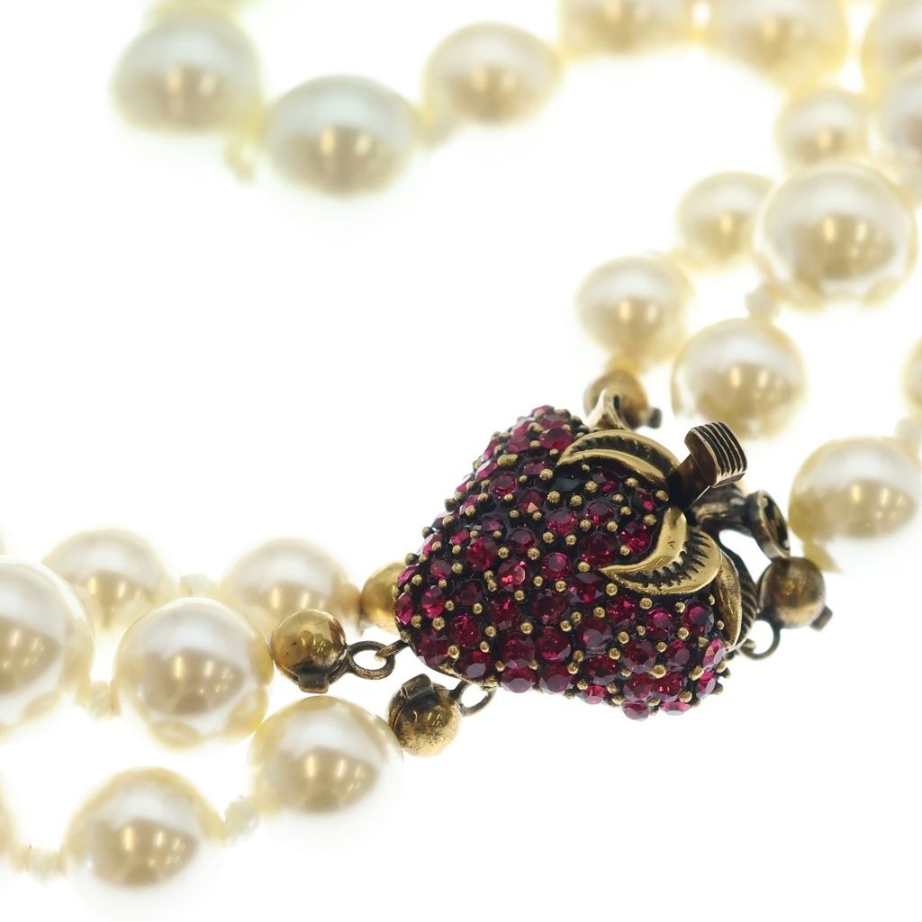 Gucci Pearl Necklace Triple Strand with Closure Interlocking Color Stone Faux — view 4