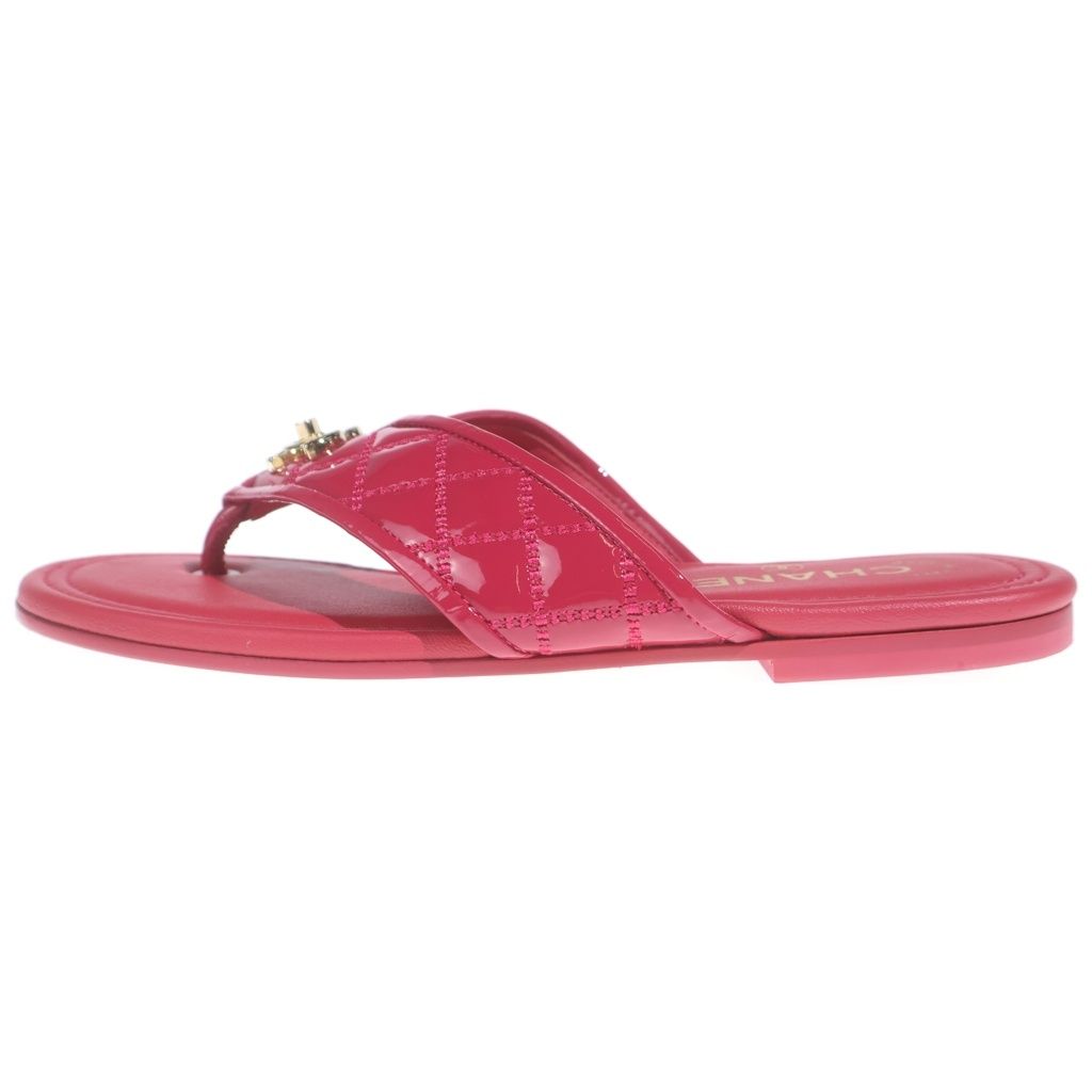 Chanel Enamel Leather Sandals Pink