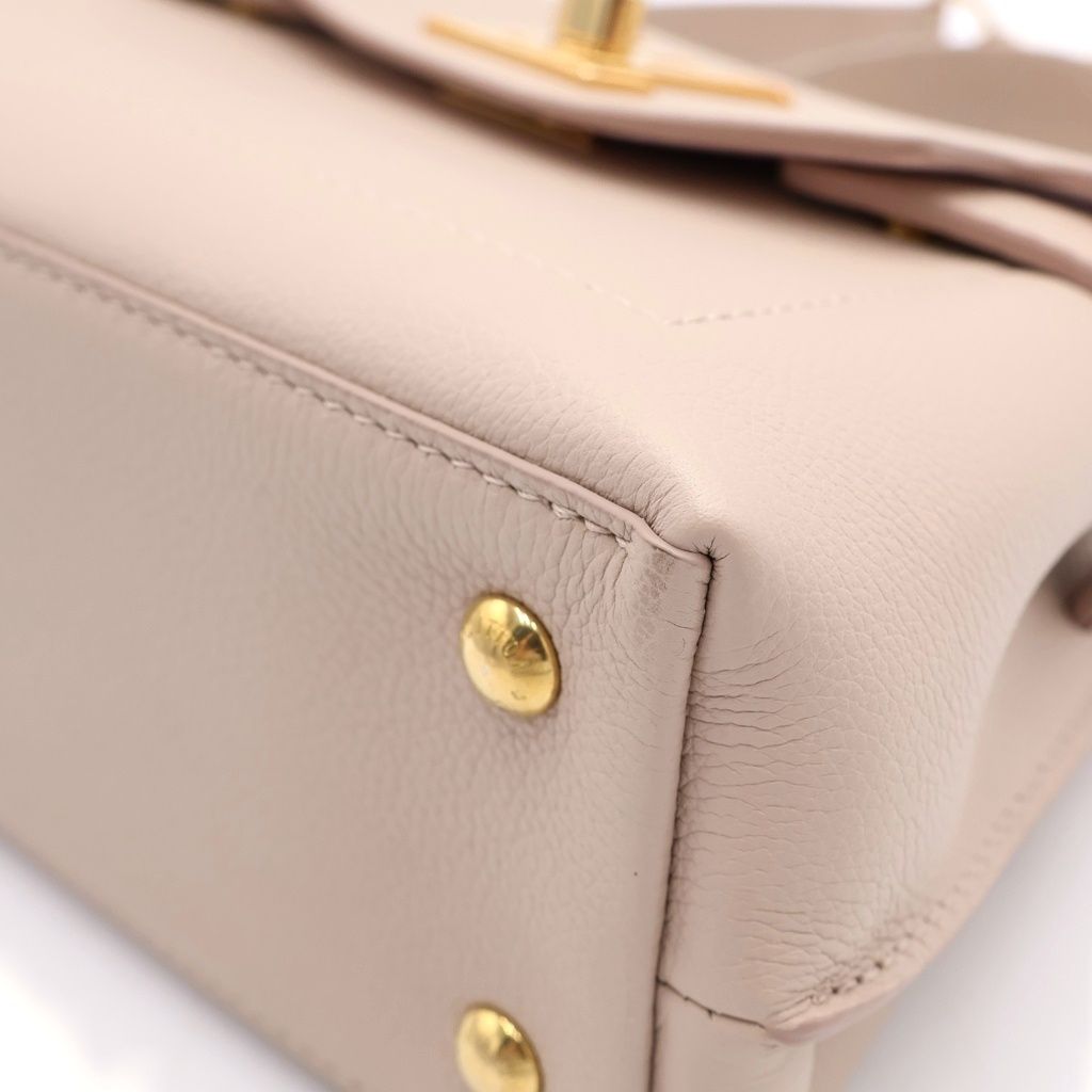 Louis Vuitton Lockme Mini Leather Chain 2-Way Shoulder Bag Beige Gray — view 5