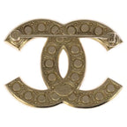 Chanel CC Logo Faux Pearl Brooch Pin Badge Gold — view 2