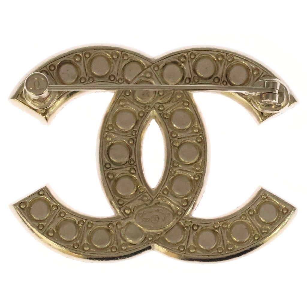 Chanel CC Logo Faux Pearl Brooch Pin Badge Gold — view 2