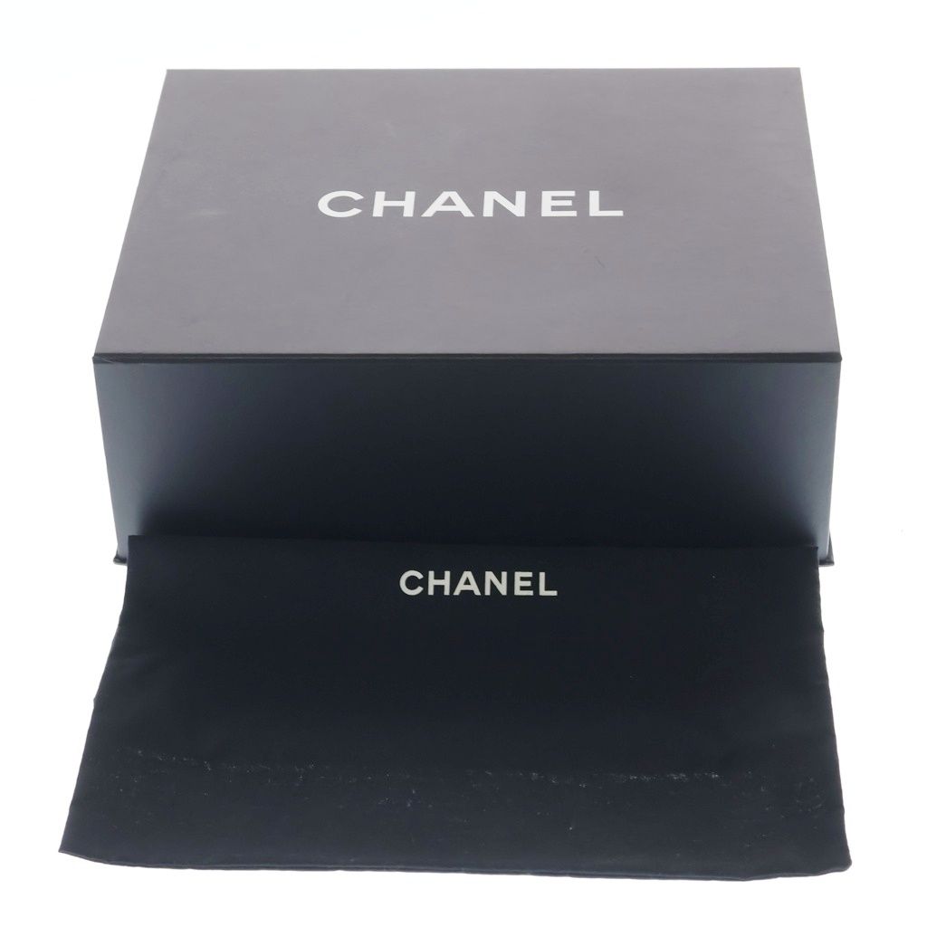 Chanel Boy Chain Shoulder Bag Large Black Caviar Leather Gold — view 8